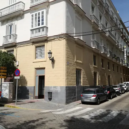Centro Historico Con Parking Cádiz